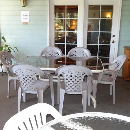 Berkshire Inn-3